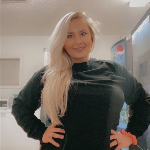 Meet your Posher, ❤️ - Picture 11 of 14